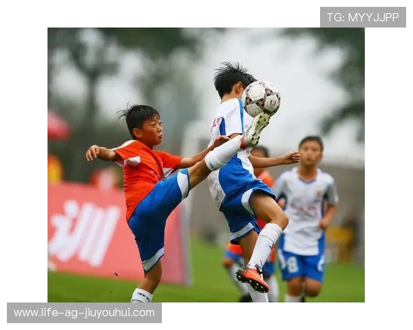 从足球梦想到现实迷茫一次青训少年的劝退心路与反思 从足球梦想到现实迷茫一次青训少年的劝退心路与反思